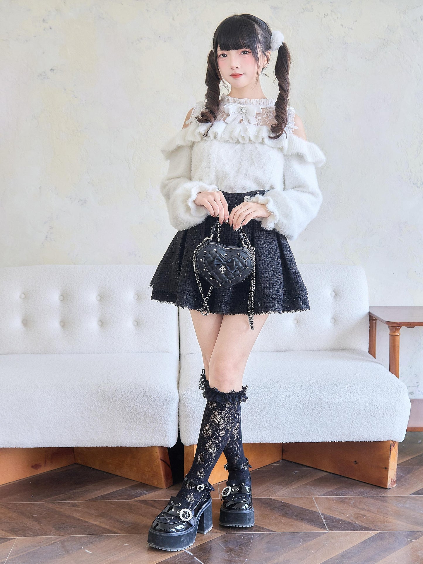 Lace Off-Shoulder Knit Pullover NOG0019
