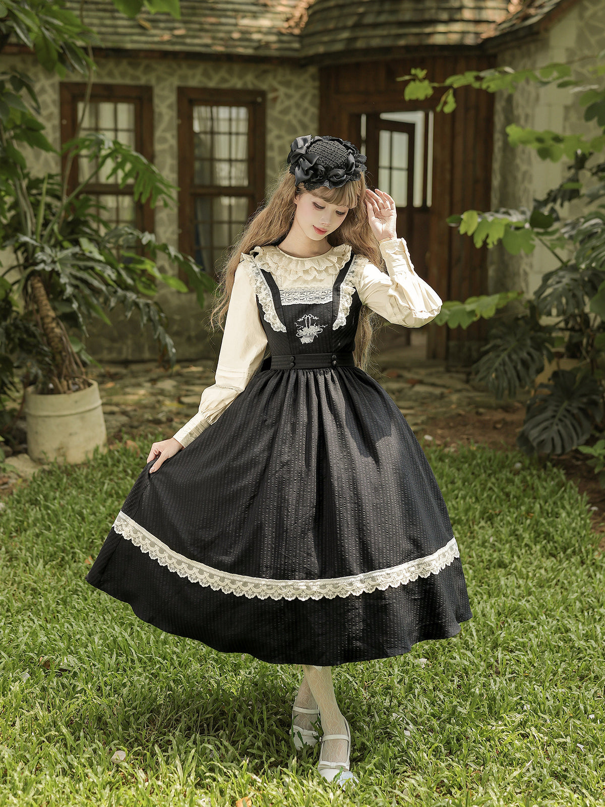 Rose Basket Embroidered Pinafore Dress WIT0302