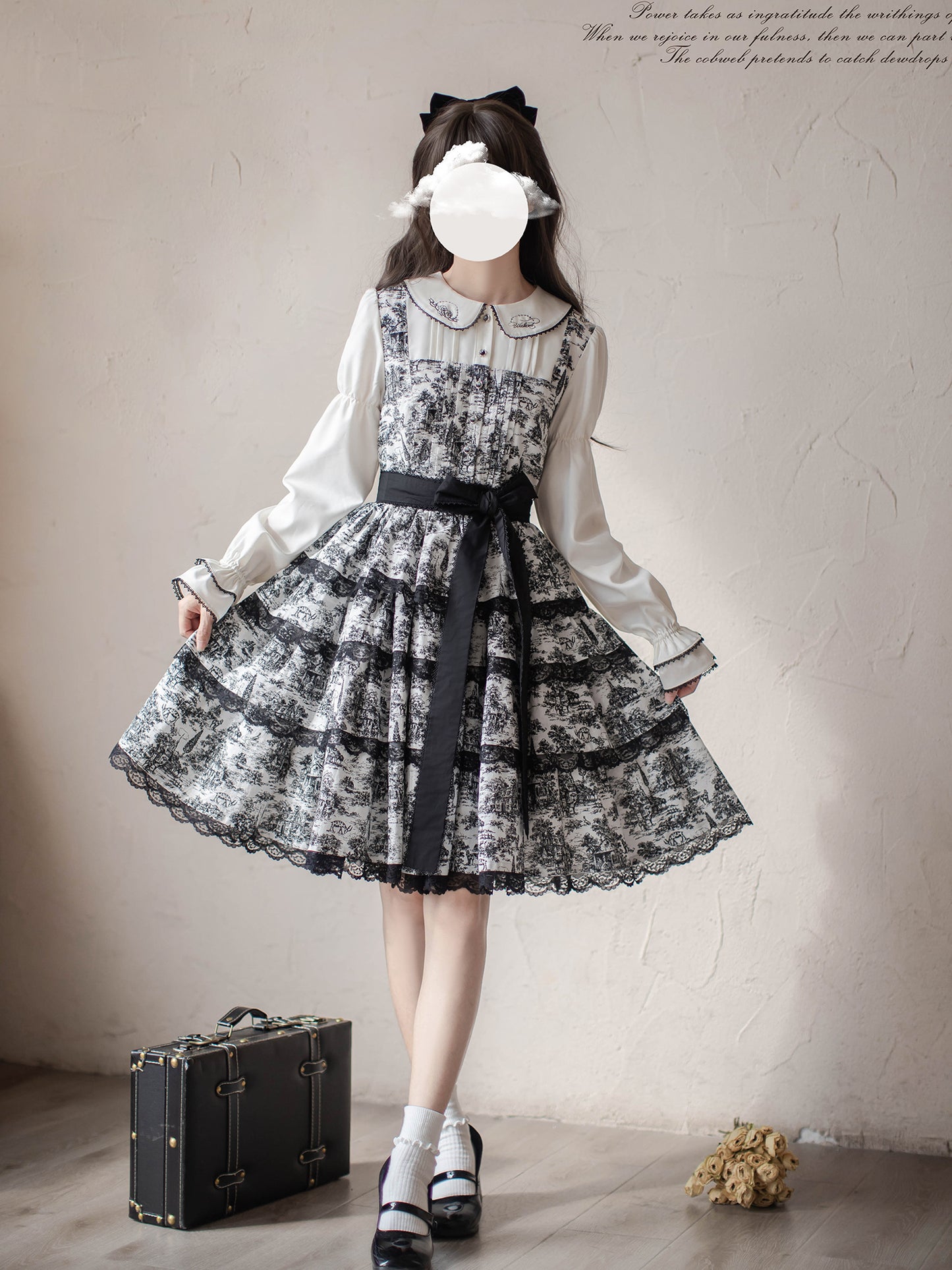 White & Black Lolita Dress HUT0010