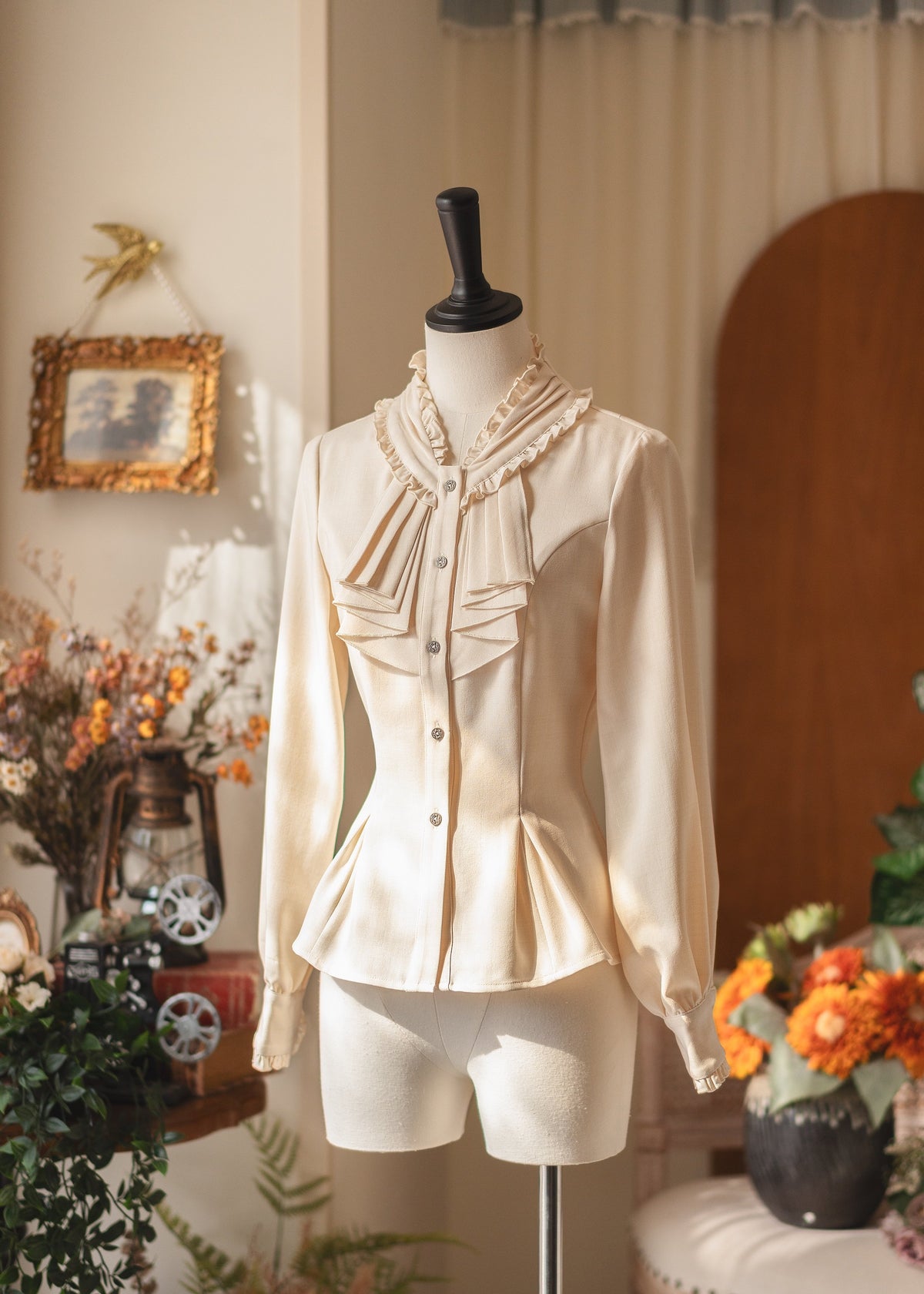 Vintage Ruffled Bow Collar Waist Shirt FOR0079