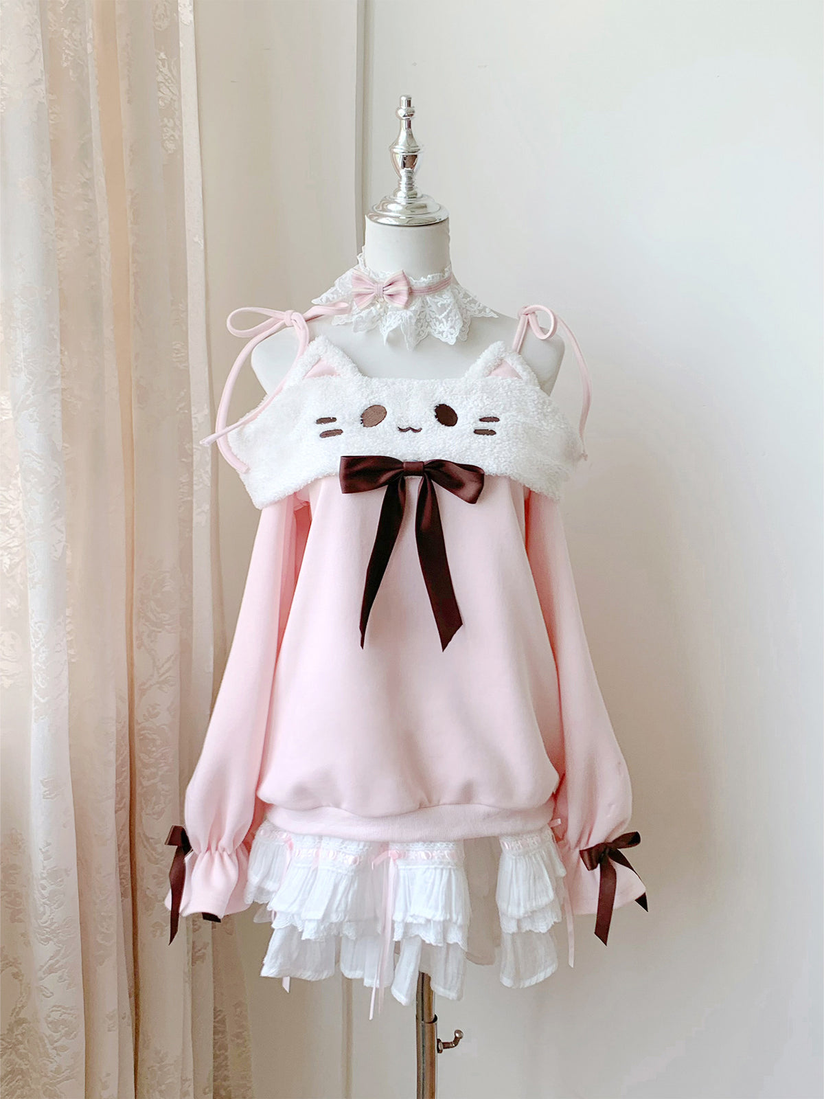 Cat Collar Off-Shoulder Sweatshirt With Tiered Skirt LAL0156