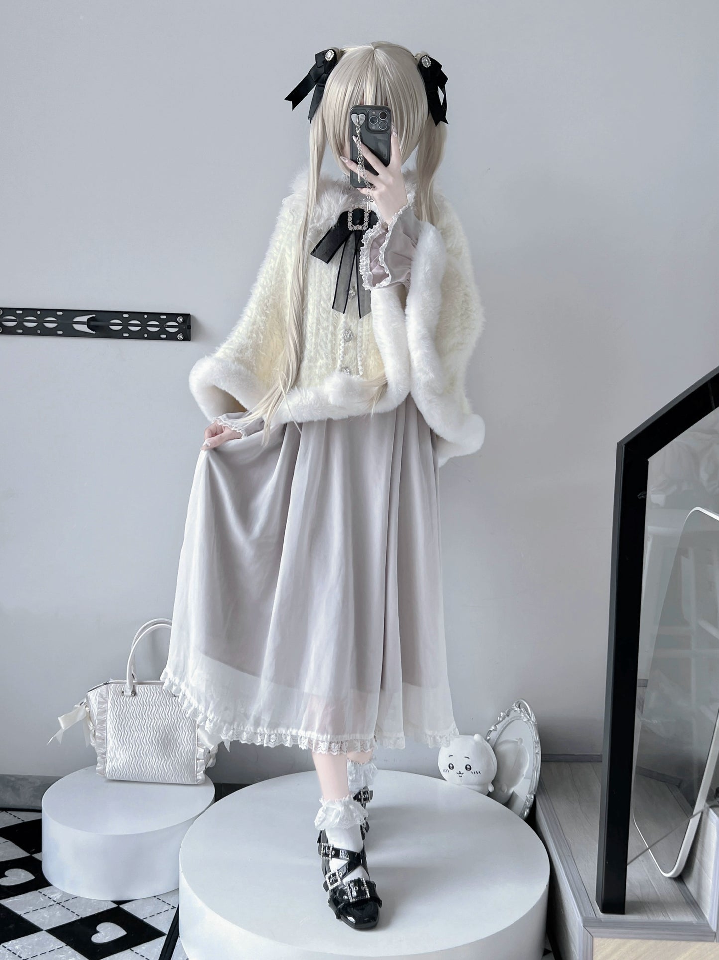 Fluffy Fur Winter Cape KAN0002