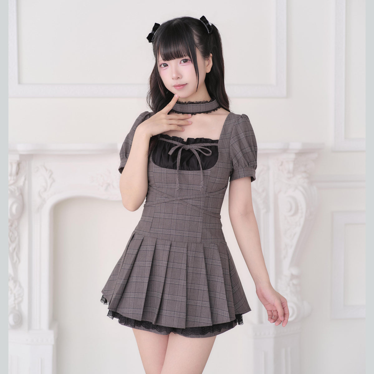 Checkered Choker Neck Pleated Dress Set NOG0033
