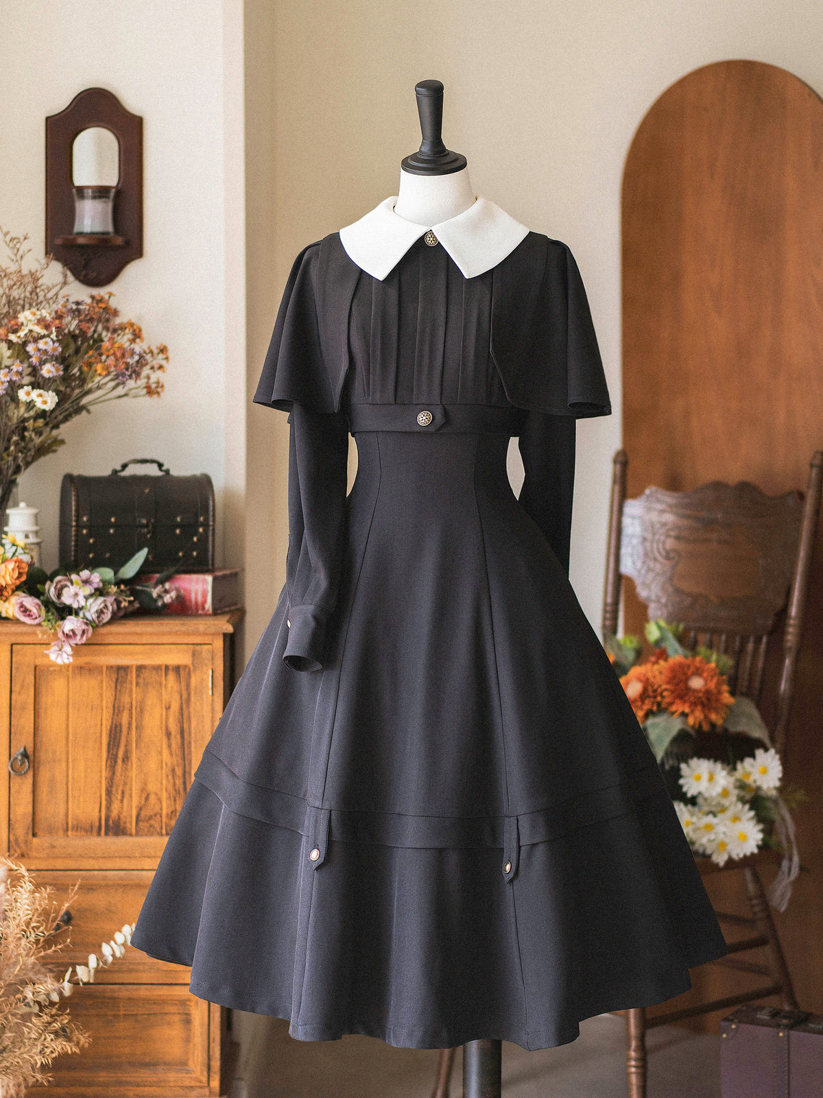 Vintage Cape Collar Waist-Cinching Dress FOR0060