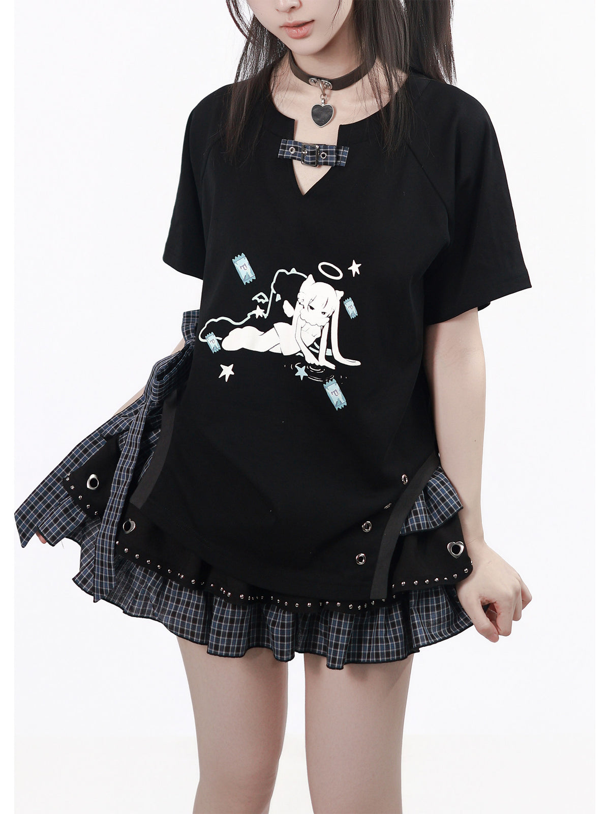 Graphic Print Tee And Plaid Tiered Skirt PIN0048