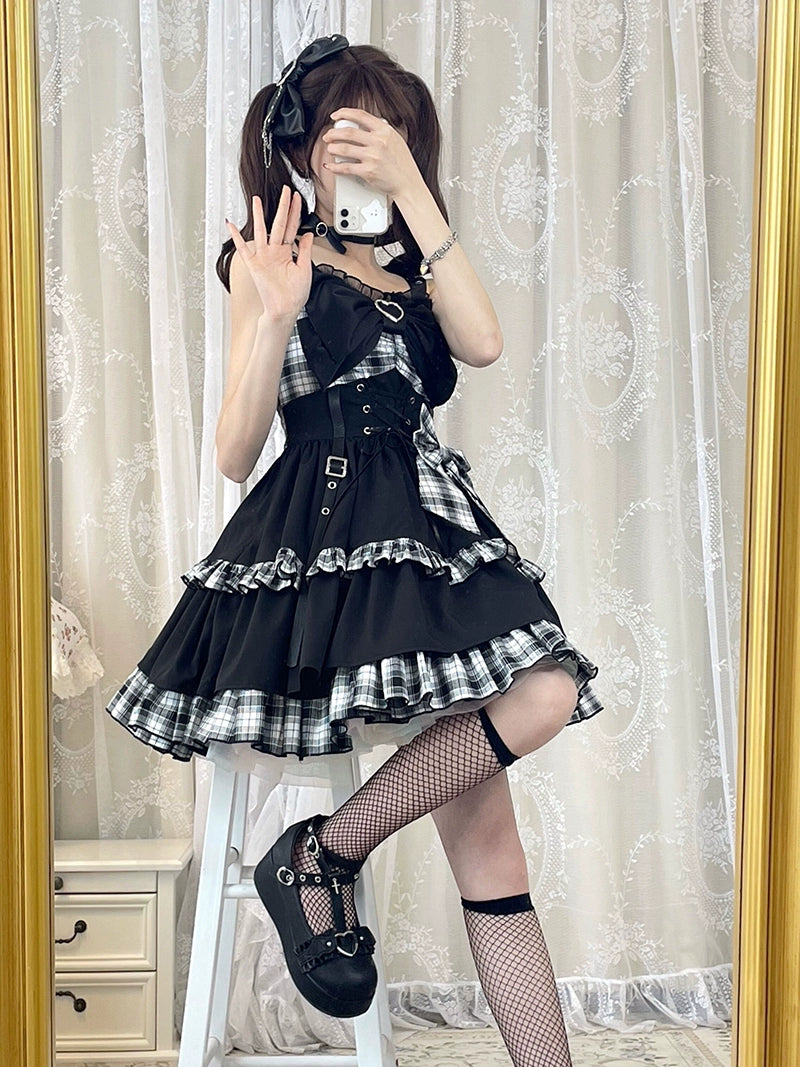 【12月5日予約締切】Checkered Contrast Leather Buckle Waist Slimming Suspender Dress ALI0003