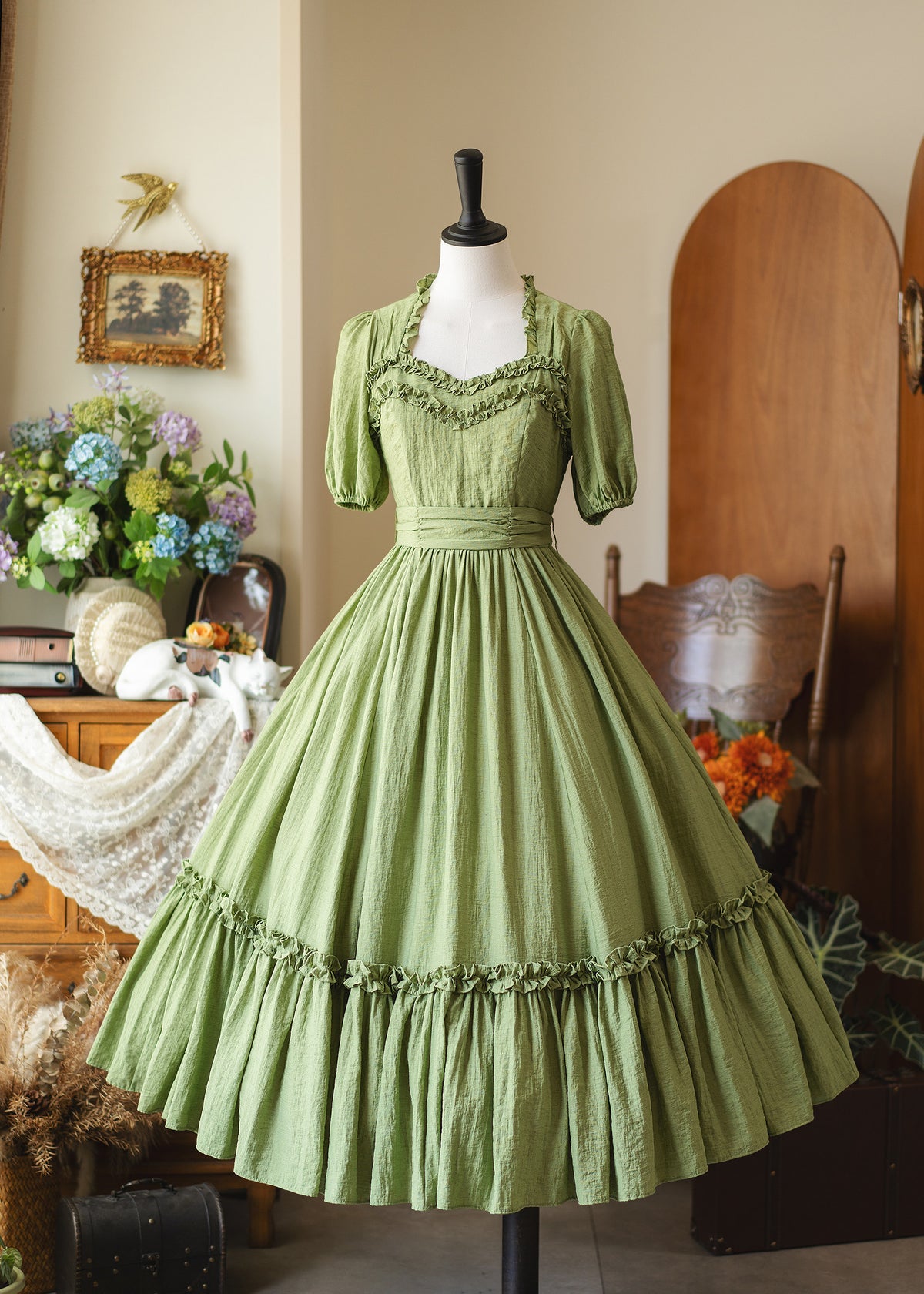 Vintage Square-Neck Puff-Sleeve Tiered Dress FOR0073