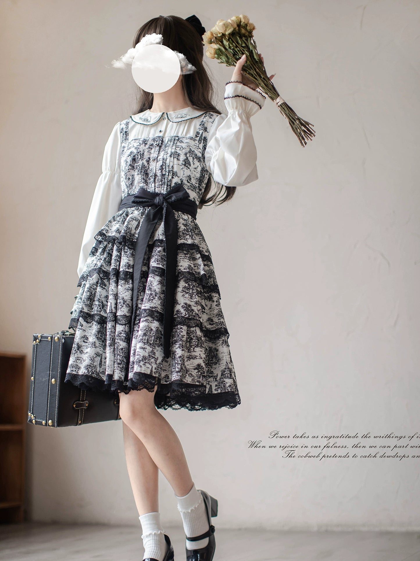 White & Black Lolita Dress HUT0010