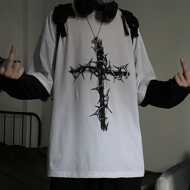 ダークなヒップホップクロスプリントのフェイクツーピース長袖Tシャツ、トレンディなトップINSのゆったりしたクルーネックTシャツ
