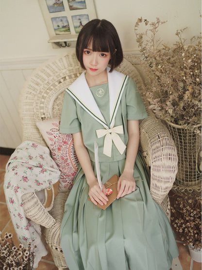 Light Green Simple Pleated Skirt HUT0102